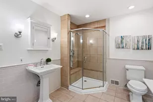 6613 Bradley Blvd, Bethesda, MD 20817 - Photo 36