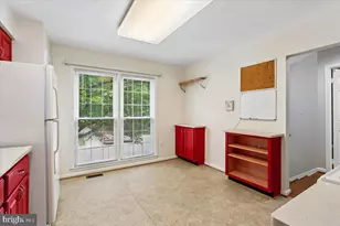 6024 Loganwood, North Bethesda, MD 20852 - Photo 32