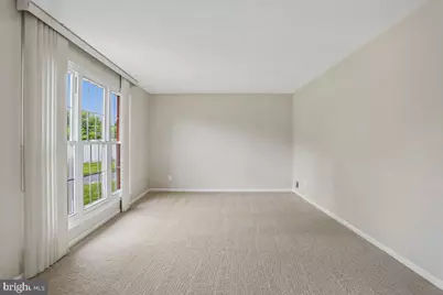 13204 Magellan Avenue, Rockville, MD 20853 - Photo 12