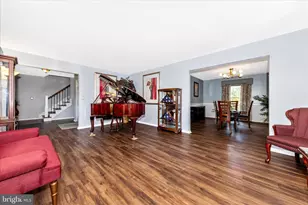 17021 Flatwood Rd, Rockville, MD 20855 - Photo 4