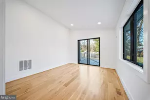 6311 Carnegie Dr, Bethesda, MD 20817 - Photo 28