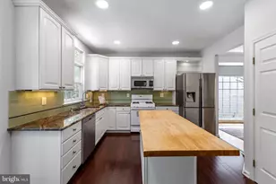 113 Summer Walk Dr, Gaithersburg, MD 20878 - Photo 8