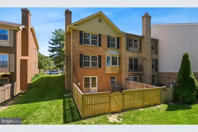 19701 Greenside Terrace, Gaithersburg, MD 20886 - Photo 2