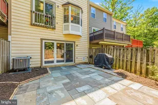13305 Waterside Cir, Germantown, MD 20874 - Photo 30