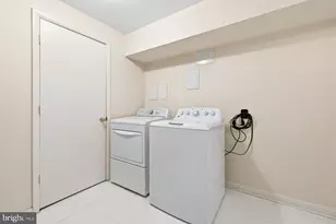 13305 Waterside Cir, Germantown, MD 20874 - Photo 28