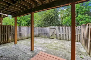 130 Deer Park Ln, Gaithersburg, MD 20877 - Photo 4