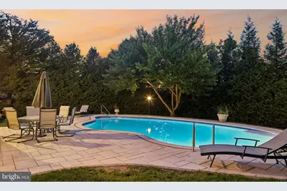 9217 Copenhaver Drive, Potomac, MD 20854 - Photo 4