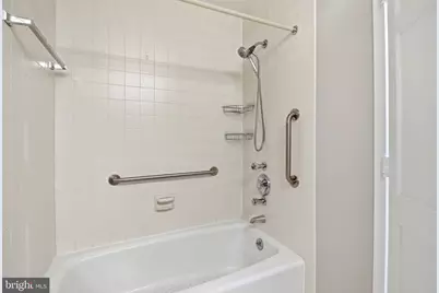 8101 Connecticut Avenue #N-304, Chevy Chase, MD 20815 - Photo 18