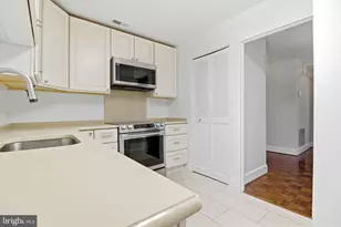 8101 Connecticut Ave, Chevy Chase, MD 20815 - Photo 4