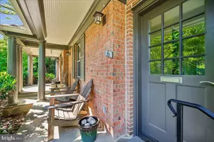 6 Old Stage Ct, Rockville, MD 20852 - Photo 4