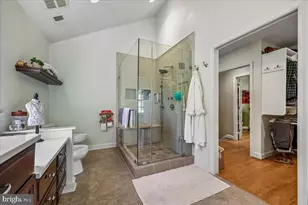 6 Old Stage Ct, Rockville, MD 20852 - Photo 38