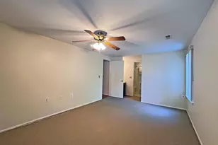 18140 Chalet Dr, Germantown, MD 20874 - Photo 18