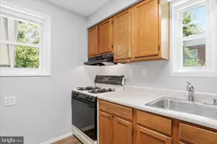 1014 Scott Ave, Rockville, MD 20851 - Photo 18