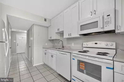 29 Marwood Court, Rockville, MD 20850 - Photo 6