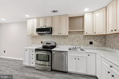 18323 Allspice Drive, Germantown, MD 20874 - Photo 14