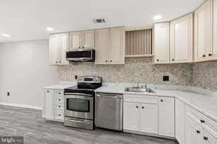 18323 Allspice Dr, Germantown, MD 20874 - Photo 14