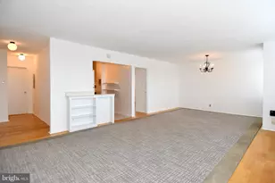 4515 Willard Ave, Chevy Chase, MD 20815 - Photo 6