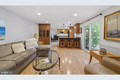 7006 Old Cabin Lane, Rockville, MD 20852 - Photo 4
