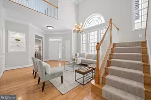 246 Shadow Glen Ct, Gaithersburg, MD 20878 - Photo 8