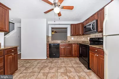 14019 Teaneck Terrace, Gaithersburg, MD 20878 - Photo 16