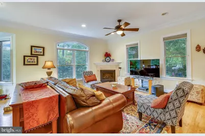7513 Holiday Terrace, Bethesda, MD 20817 - Photo 10