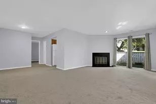 11311 Corinthian Ct, Germantown, MD 20876 - Photo 4