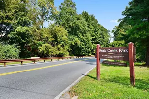 10401 Grosvenor Pl, Rockville, MD 20852 - Photo 40