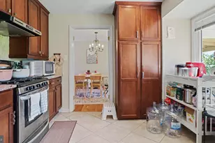 9912 Pomona Dr, Bethesda, MD 20817 - Photo 10