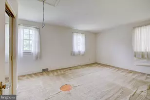 5905 Wilson Ln, Bethesda, MD 20817 - Photo 16