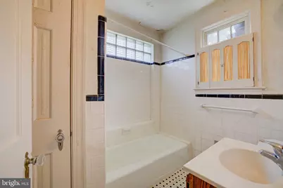 5905 Wilson Lane, Bethesda, MD 20817 - Photo 18
