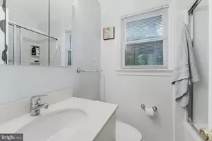 110 Lynnmoor Dr, Silver Spring, MD 20901 - Photo 12