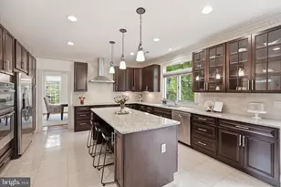 11308 Coral Gables Dr, North Potomac, MD 20878 - Photo 2