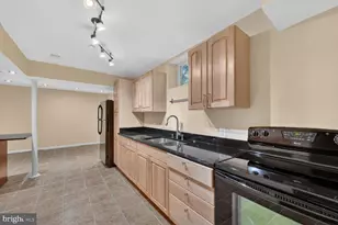 12600 Maidens Bower Dr, Potomac, MD 20854 - Photo 50