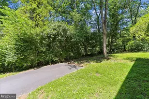 12811 Lacy Dr, Silver Spring, MD 20904 - Photo 68