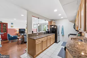 7541 Spring Lake Dr, Bethesda, MD 20817 - Photo 2
