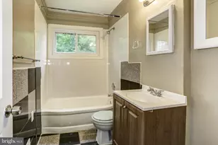517 Calvin Ln, Rockville, MD 20851 - Photo 6