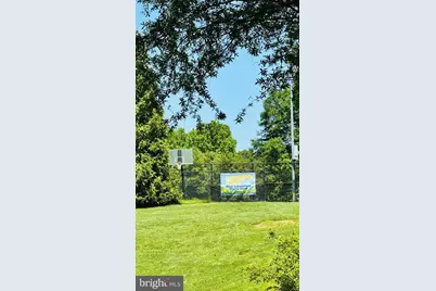 306 Trotter Farm Drive, Rockville, MD 20850 - Photo 8