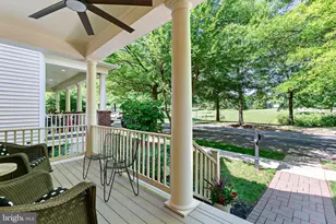 306 Trotter Farm Dr, Rockville, MD 20850 - Photo 4