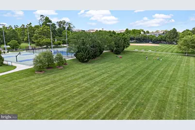 306 Trotter Farm Drive, Rockville, MD 20850 - Photo 58