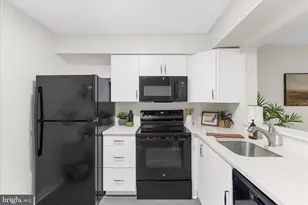 20332 Beaconfield Terrace, Germantown, MD 20874 - Photo 8