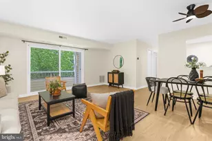 20332 Beaconfield Terrace, Germantown, MD 20874 - Photo 4