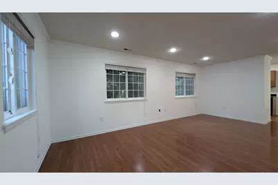11481 Stoney Point Place, Germantown, MD 20876 - Photo 2