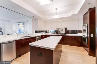 5630 Wisconsin Avenue #805, Chevy Chase, MD 20815 - Photo 24