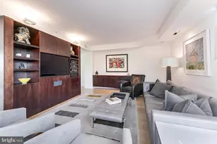5630 Wisconsin Ave, Chevy Chase, MD 20815 - Photo 12