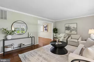 10909 Citreon Ct, Gaithersburg, MD 20878 - Photo 4