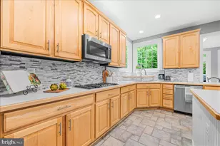 9653 Watkins Rd, Gaithersburg, MD 20882 - Photo 20