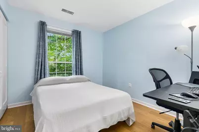 824 Quince Orchard Boulevard #201, Gaithersburg, MD 20878 - Photo 20