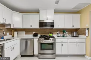 824 Quince Orchard Blvd, Gaithersburg, MD 20878 - Photo 14