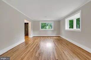 10911 Chandler Rd, Potomac, MD 20854 - Photo 8