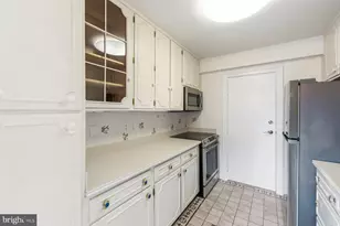 5100 Dorset Ave, Chevy Chase, MD 20815 - Photo 6